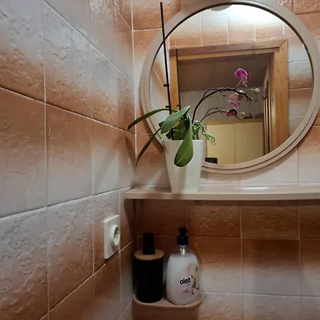 Ella Apartment *